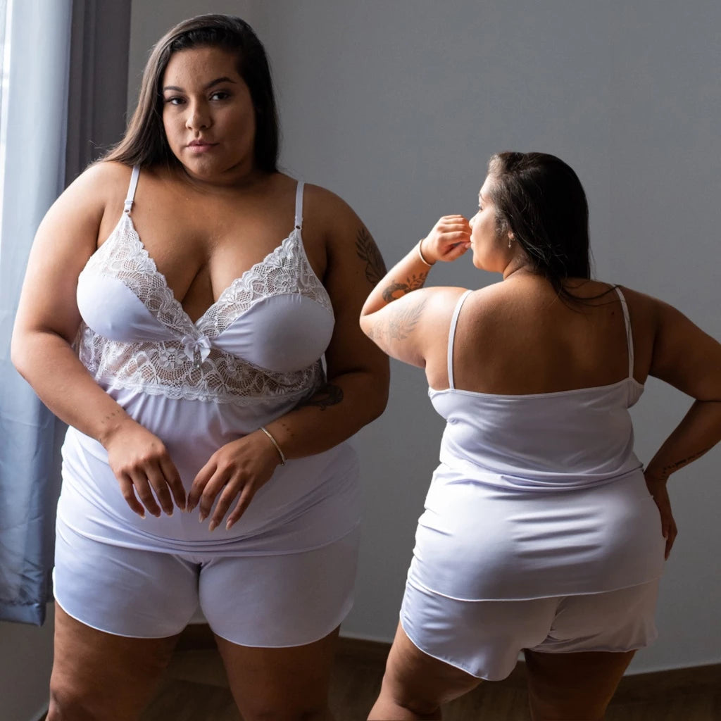 Conjunto Short Doll Plus Size em Renda