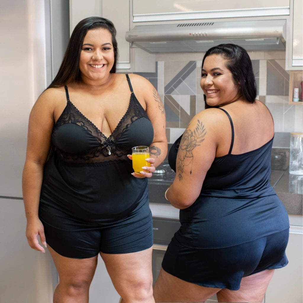 Conjunto Short Doll Plus Size em Renda